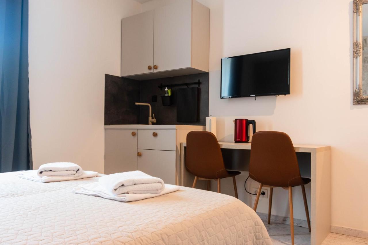 L&B City Center Studios Apartments