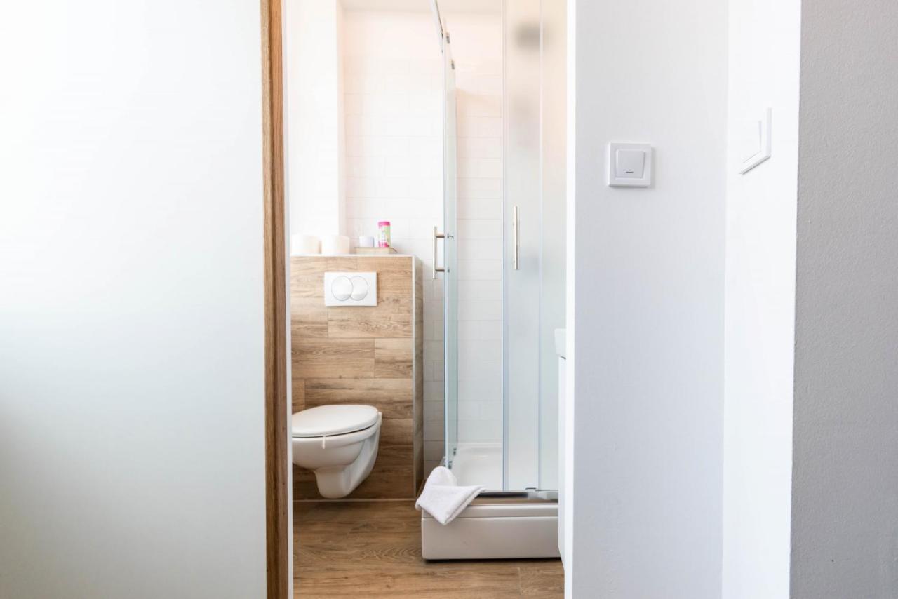 L&B City Center Studios Apartments