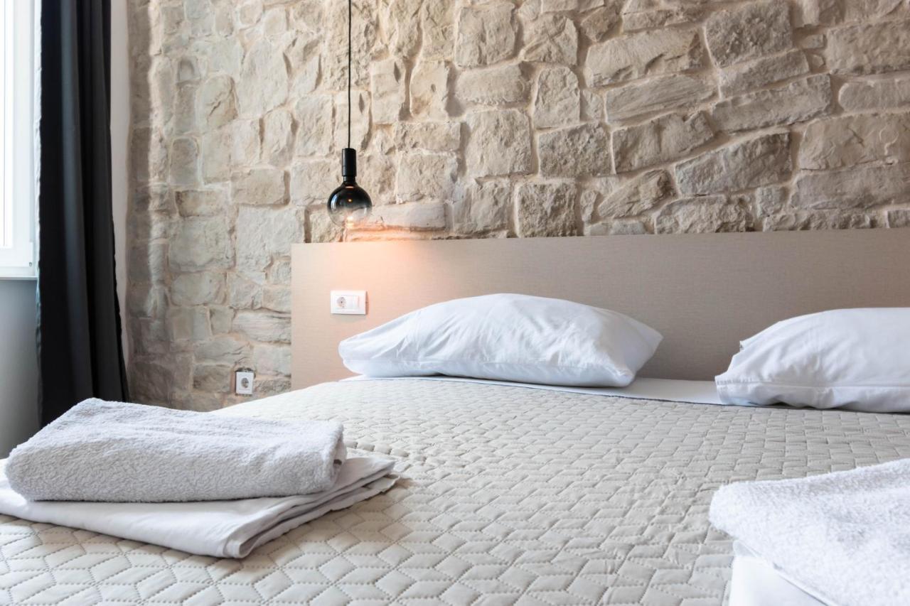L&B City Center Studios Apartments 3*
