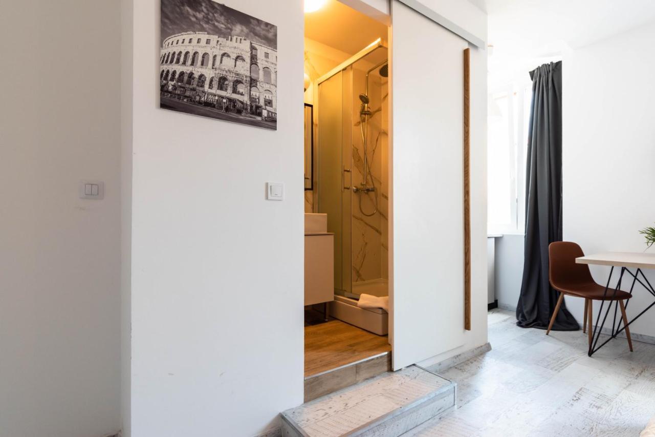 Penzión pre hostí L&B City Center Studios Apartments Pula